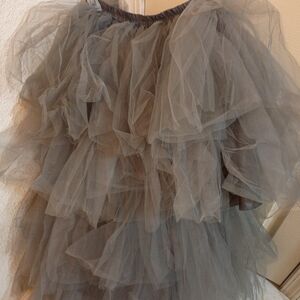 Elegant Gray Tulle Skirt